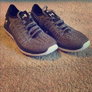 UA SlingRide sneaker